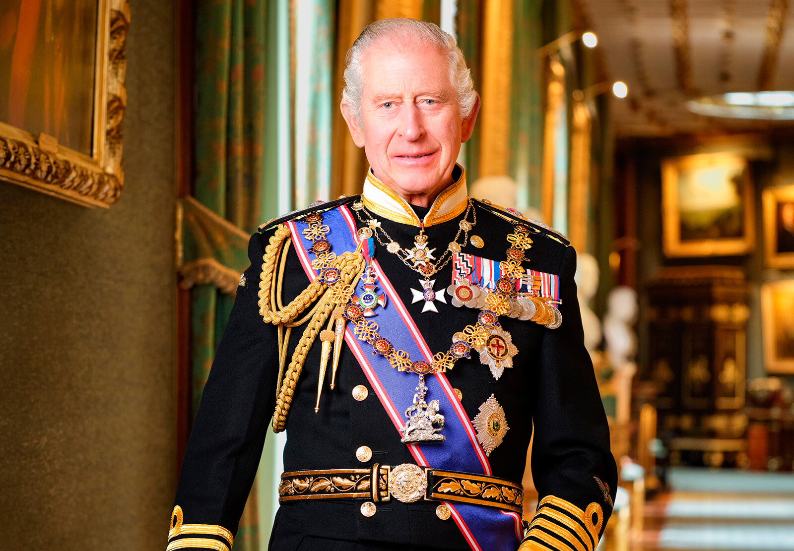 Новый официальный портрет Карла III представили Великобритании