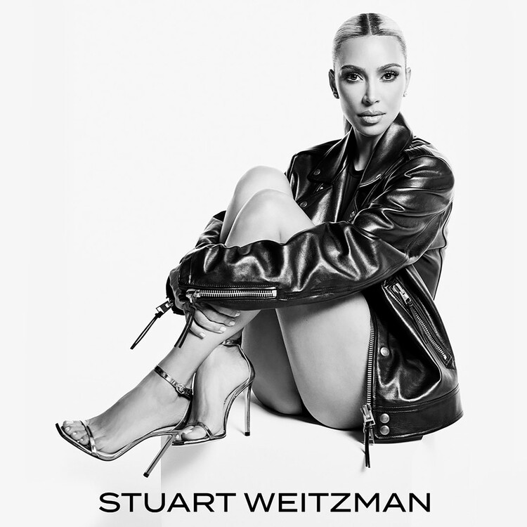 Ким Кардашьян стала героиней новой кампании бренда Stuart Weitzman