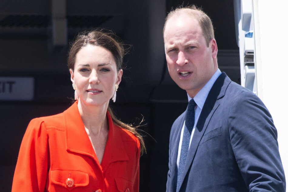 Кейт Миддлтон с принцем Уильямом во время платинового юбилея Королевского тура по Карибскому, 2022&nbsp;