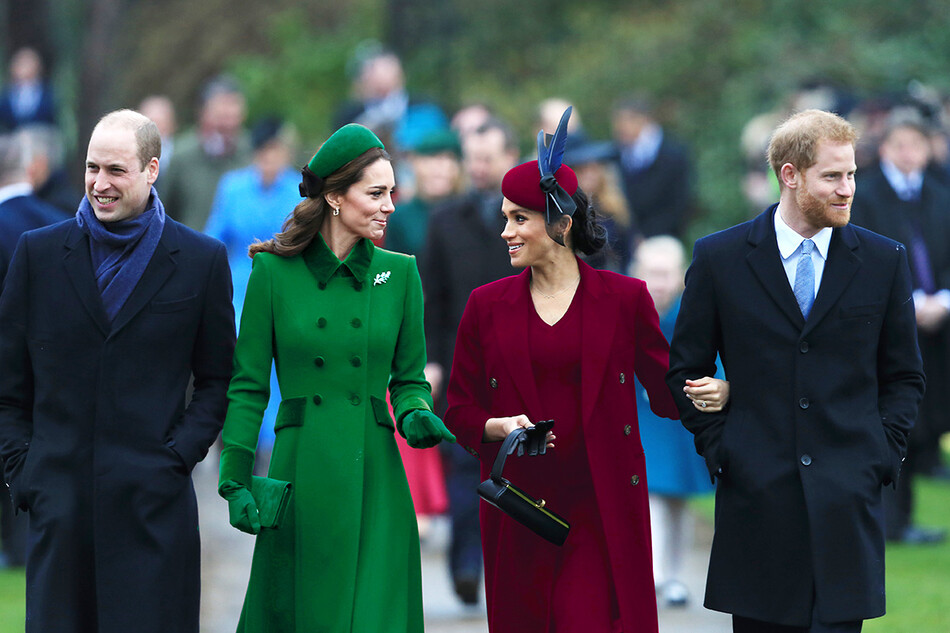 Принц Уильям с Кейт Миддлтон и&nbsp;Меган Маркл с принцем Гарри направляются на рождественский обед королевы Елизаветы II в Сандрингеме, 2018 год