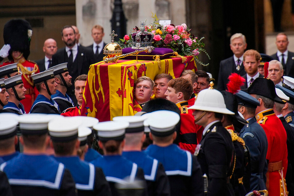 Начало церемония похорон королевы Елизаветы II