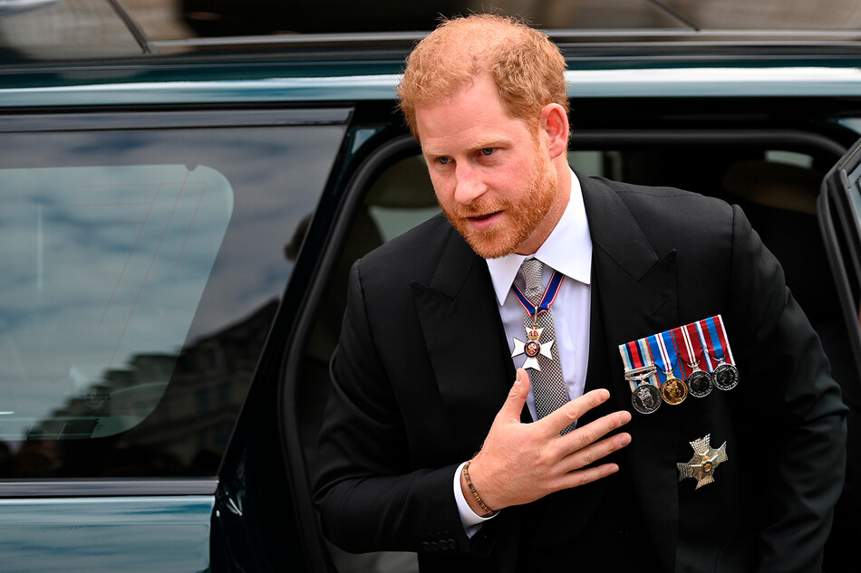 Принц Гарри прибывает на церковную службу в собор Святого Павла в Лондоне, приуроченную платиновому юбилею королевы Елизаветы II 3 июня 2022 года в Лондоне, Англия