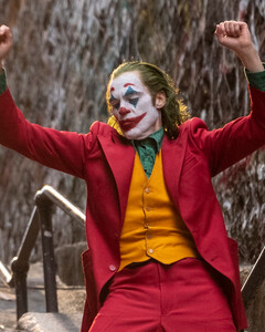 Хоакину Фениксу подняли гонорар за роль Джокера с $4,5 млн до $20 млн