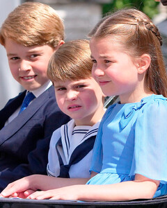 «Это ежедневный труд»: кто учит детей принца Уильяма и Кейт Миддлтон хорошо себя вести?