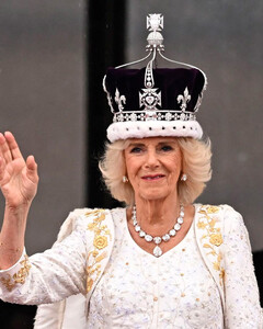 «С 76-летием!»: поклонники поздравляют королеву Камиллу с днём рождения