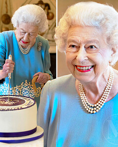 Елизавета II разрезала торт в преддверии празднования Платинового юбилея восхождения на престол