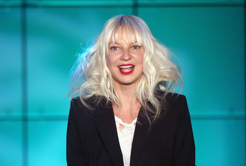 Певицу Sia раскритиковали за фильм музыка