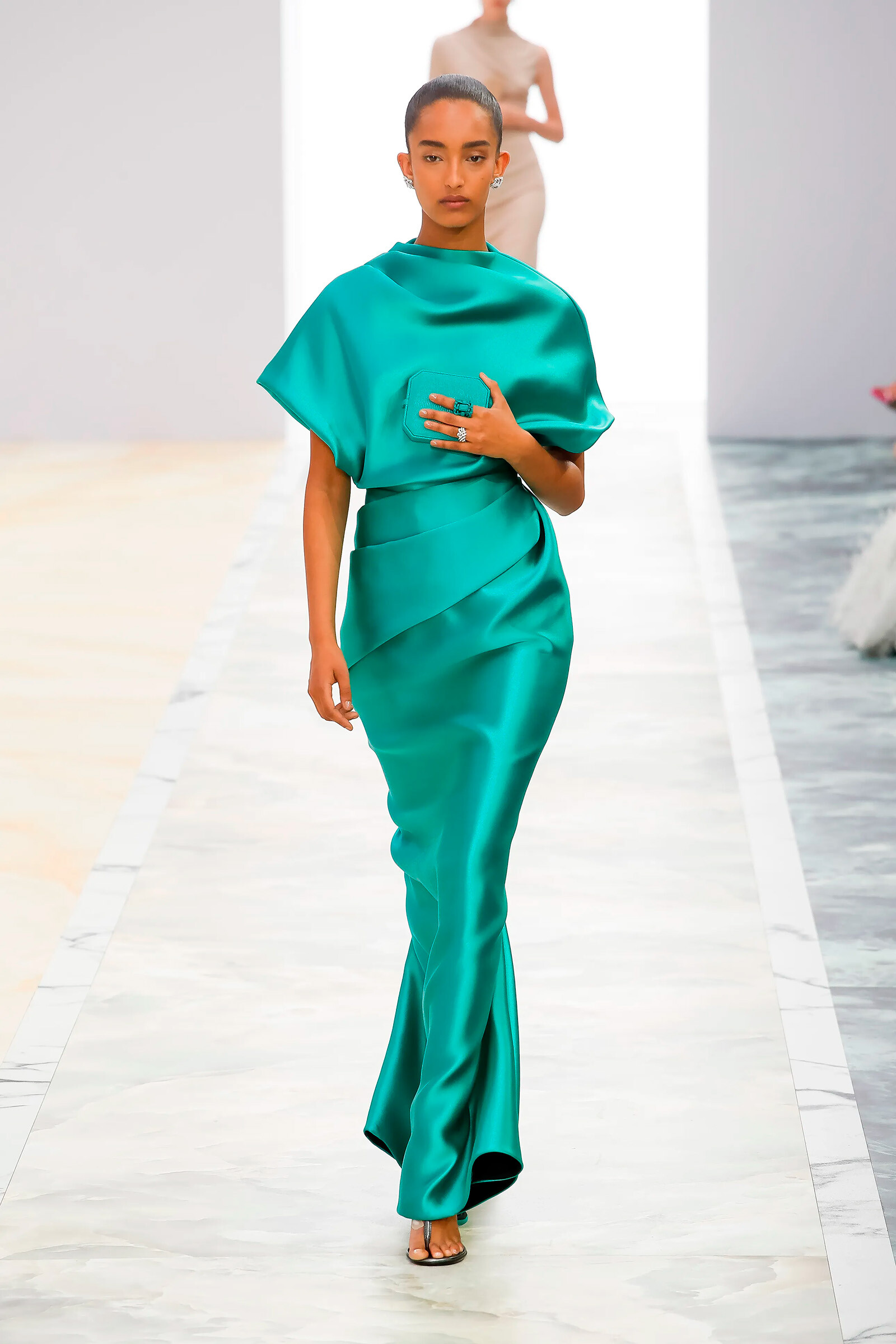 Fendi Couture коллекция сезона осень 2023 / Fendi Fall 2023 Couture