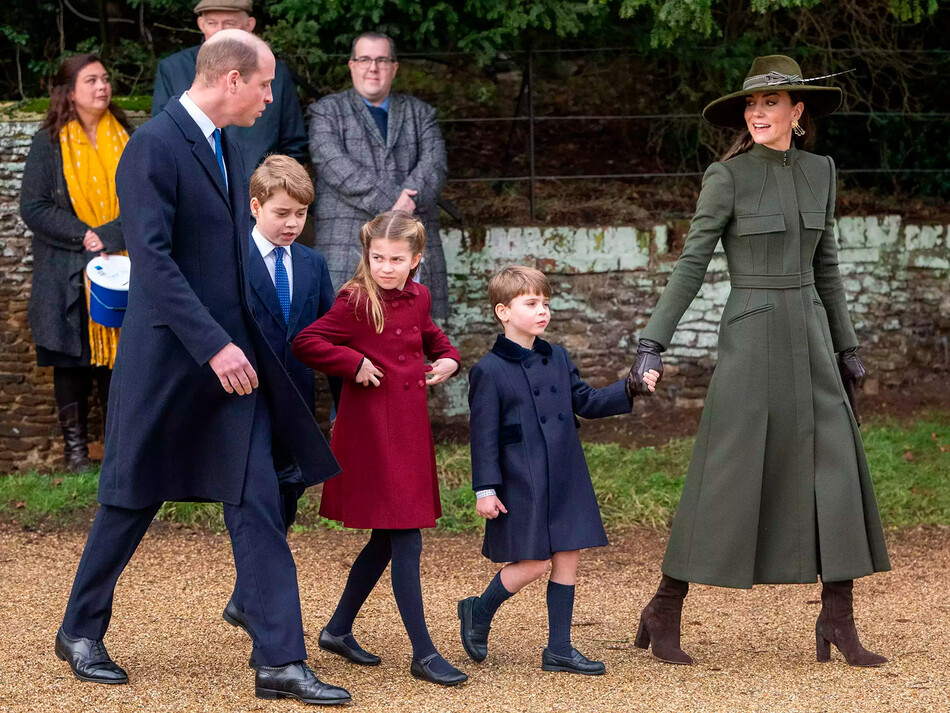 Принц и принцесса Уэльские, Уильям и Кейт с детьми прибыли на рождественскую службу в Сандрингем 25 декабря 2022 года, Норфолк