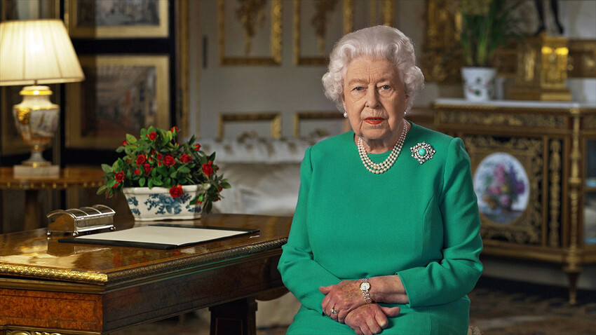 Королева Великобритании записала обращение к британцам из самоизоляции