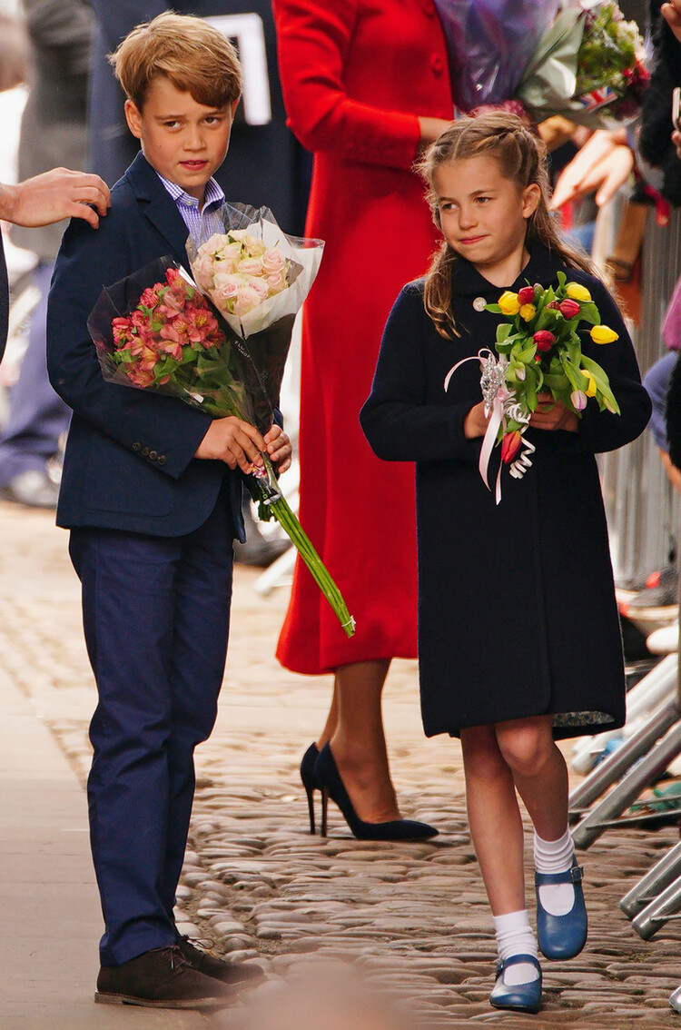 Принц Джордж и принцесса Шарлотта в&nbsp;Уэльсе