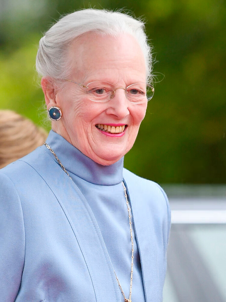Королева Дании Маргрете II лишила четверых внуков титулов принцев и принцесс