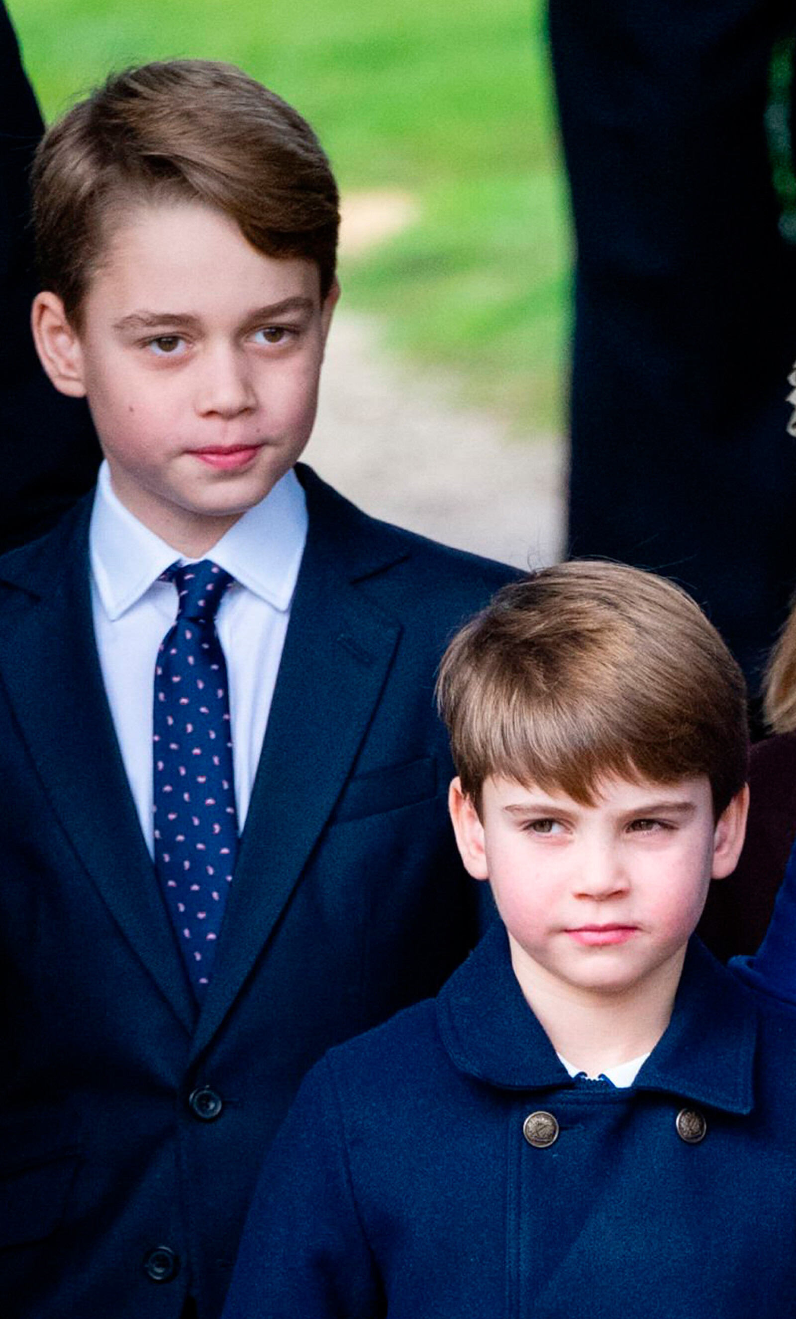 Почему день рождения принца Луи связан с его старшим братом принцем Джорджем