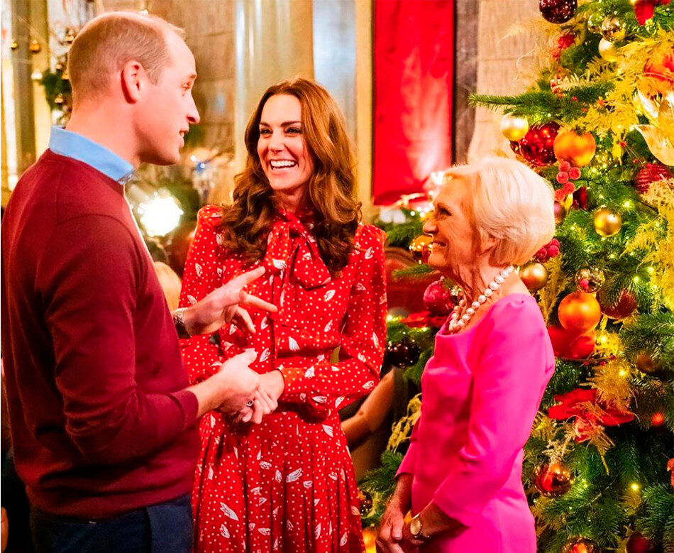 Принц Уильям и Кейт Миддлтон с Мэрри Берри на праздничной программе A Berry Royal Christmas,&nbsp;16 декабря 2019 года, Англия