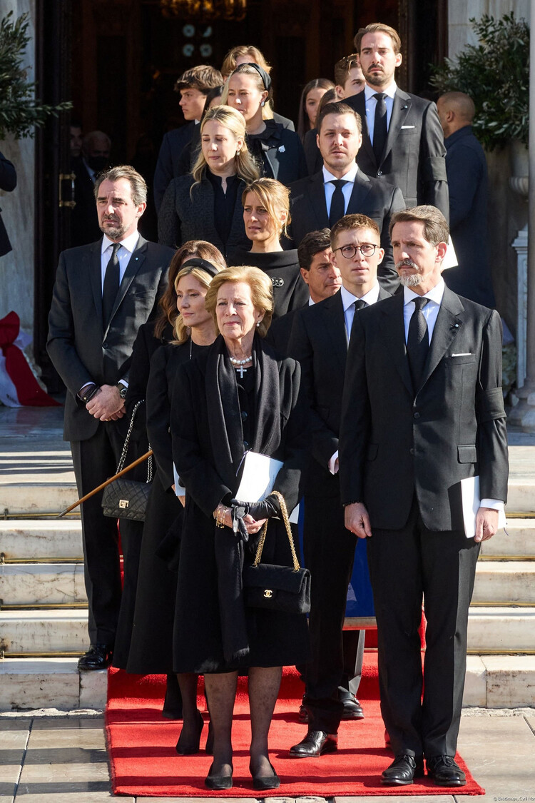 Леди Габриэлла Виндзор прибыла на похороны короля Греции Константина II вместо принца Уильяма