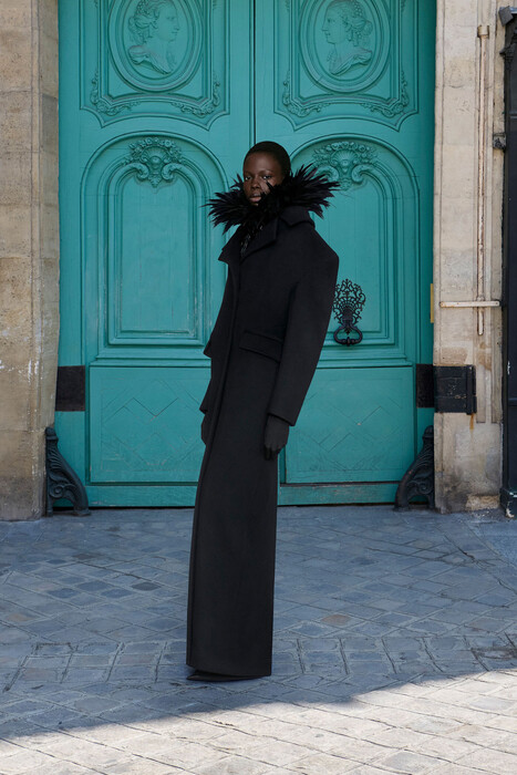 Balenciaga Couture Fall 2025 / Balenciaga Couture коллекция осень 2025