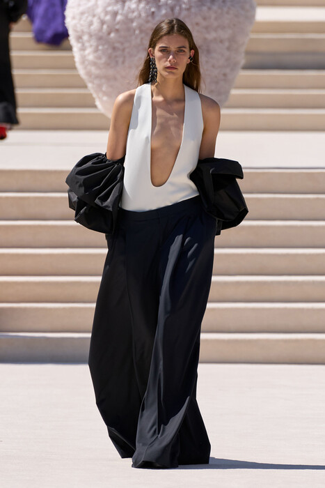 Balenciaga Couture осень–зима 2026 / Balenciaga Couture Fall 2026