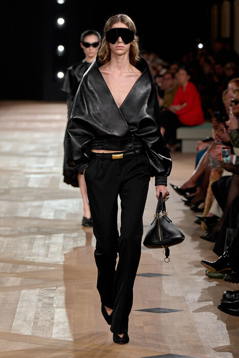 Balenciaga коллекция весна-лето 2026 / Balenciaga Spring-Summer 2026