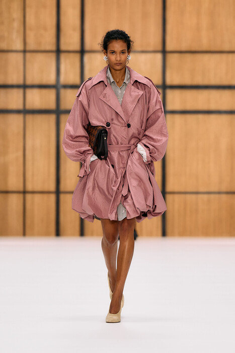 Burberry коллекция весна-лето 2027 / Burberry spring-summer 2027