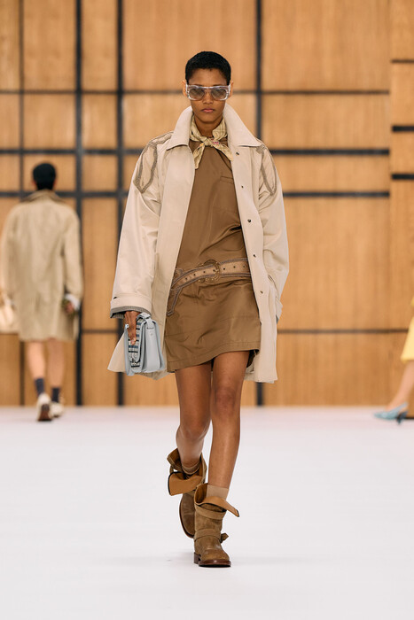 Burberry коллекция весна-лето 2027 / Burberry spring-summer 2027