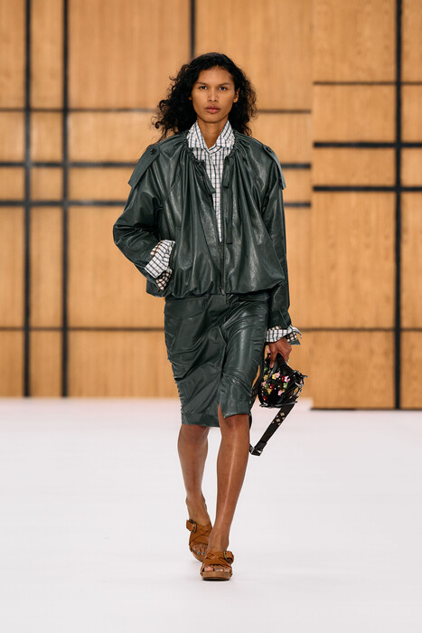 Burberry коллекция весна-лето 2027 / Burberry spring-summer 2027
