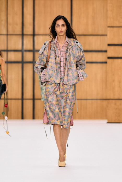 Burberry коллекция весна-лето 2027 / Burberry spring-summer 2027