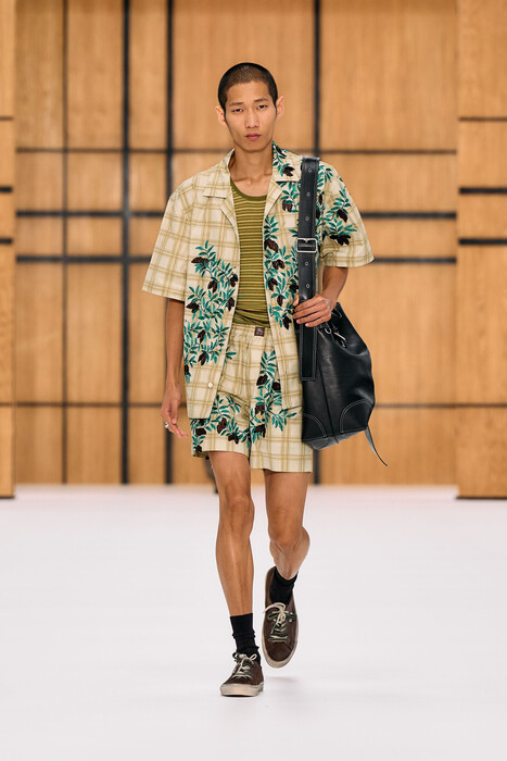 Burberry коллекция весна-лето 2027 / Burberry spring-summer 2027