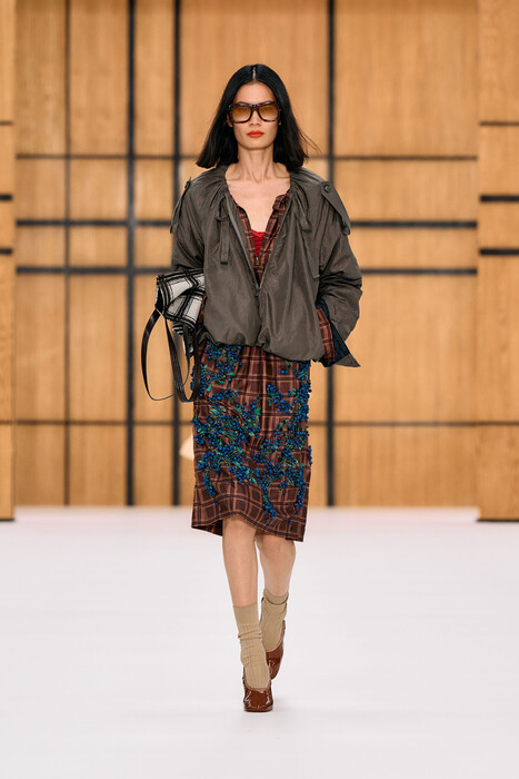 Burberry коллекция весна-лето 2027 / Burberry spring-summer 2027