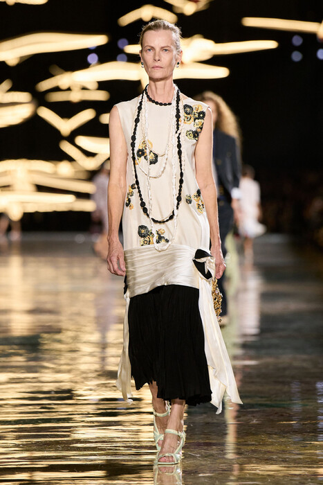 Chanel коллекция весна-лето 2027 / Chanel Spring 2027