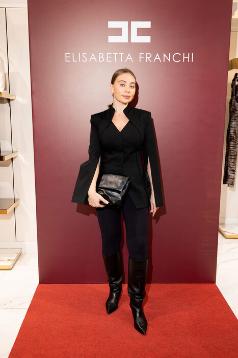 Elisabetta Franchi собрал друзей на предновогодний коктейль в ГУМе