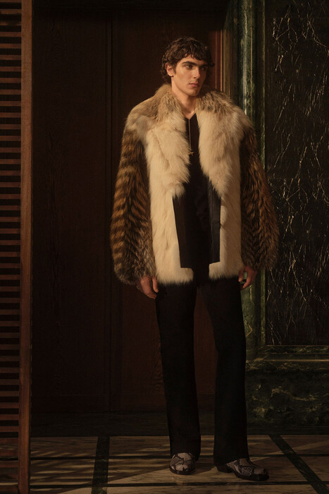 Fendi Resort 2027 Collection / Коллекция Fendi Resort 2027