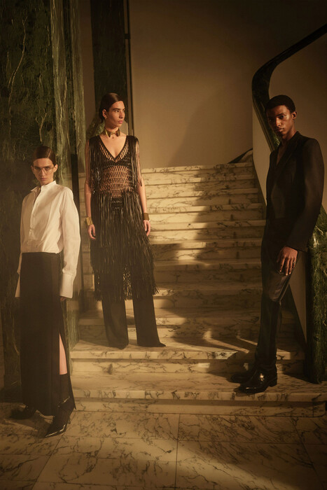 Fendi Resort 2027 Collection / Коллекция Fendi Resort 2027