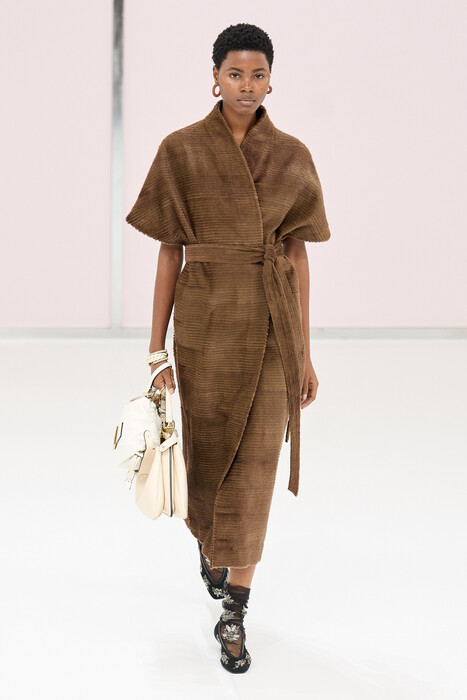 Fendi весна-лето 2025 / Fendi spring-summer 2025