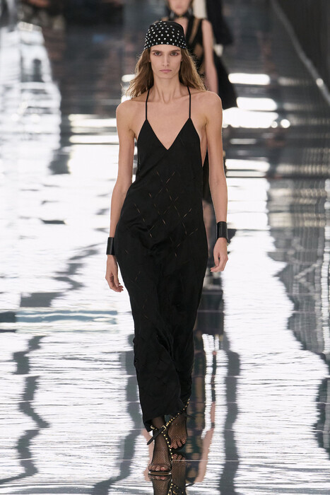Fendi коллекция весна-лето 2027 / Fendi spring-summer 2027