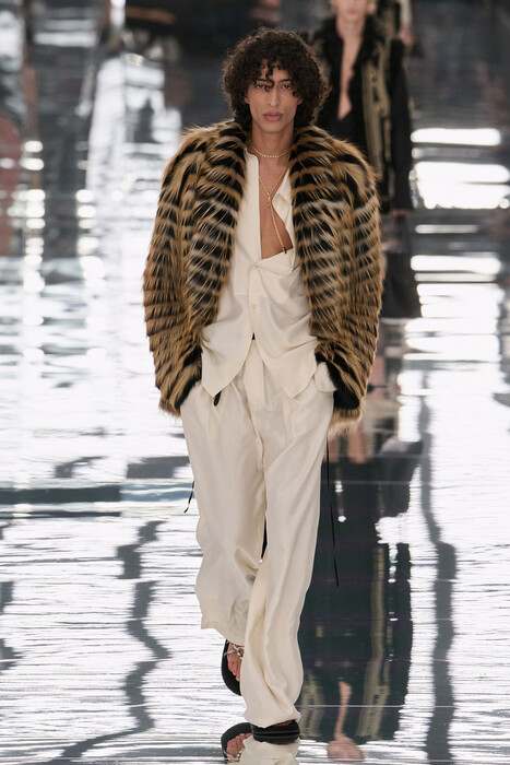 Fendi коллекция весна-лето 2027 / Fendi spring-summer 2027