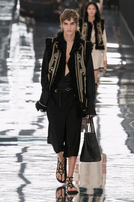 Fendi коллекция весна-лето 2027 / Fendi spring-summer 2027