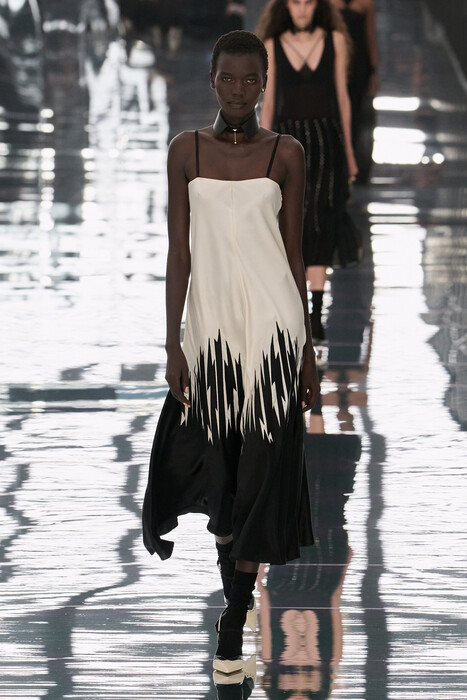 Fendi коллекция весна-лето 2027 / Fendi spring-summer 2027
