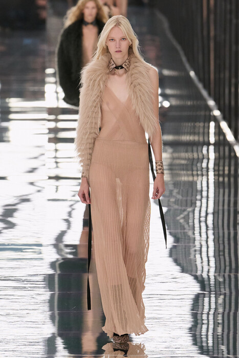 Fendi коллекция весна-лето 2027 / Fendi spring-summer 2027