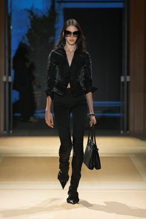 Gucci коллекция весна-лето 2027 / Gucci Spring 2027