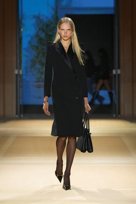 Gucci коллекция весна-лето 2027 / Gucci Spring 2027