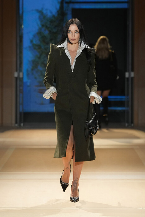 Gucci коллекция весна-лето 2027 / Gucci Spring 2027