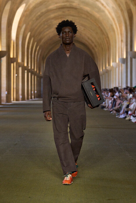 Jacquemus коллекция осень 2025 / Jacquemus Fall 2025