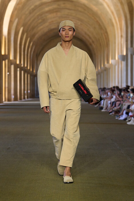 Jacquemus коллекция осень 2025 / Jacquemus Fall 2025