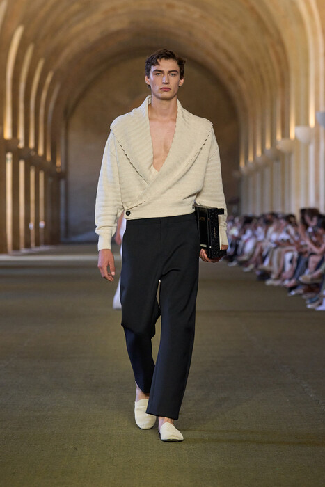 Jacquemus коллекция осень 2025 / Jacquemus Fall 2025