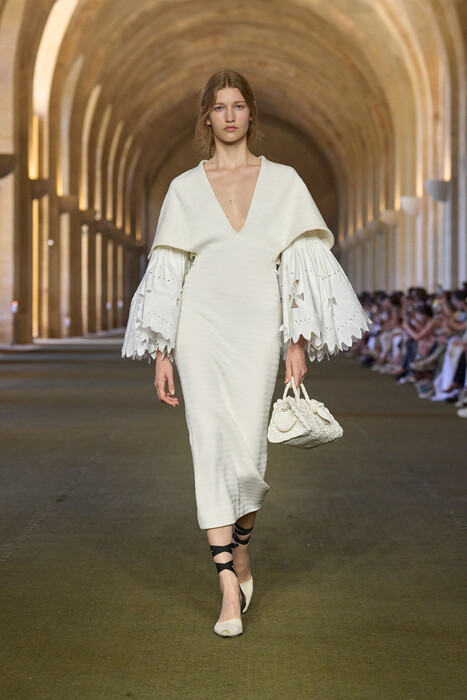 Jacquemus коллекция осень 2025 / Jacquemus Fall 2025