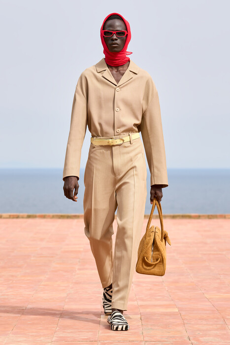 Jacquemus осень 2024 / Jacquemus Fall 2024 Ready-to-wear