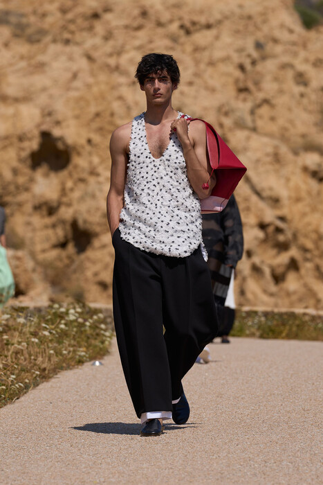Коллекция Jacquemus весна-лето 2027 / Jacquemus Spring 2027