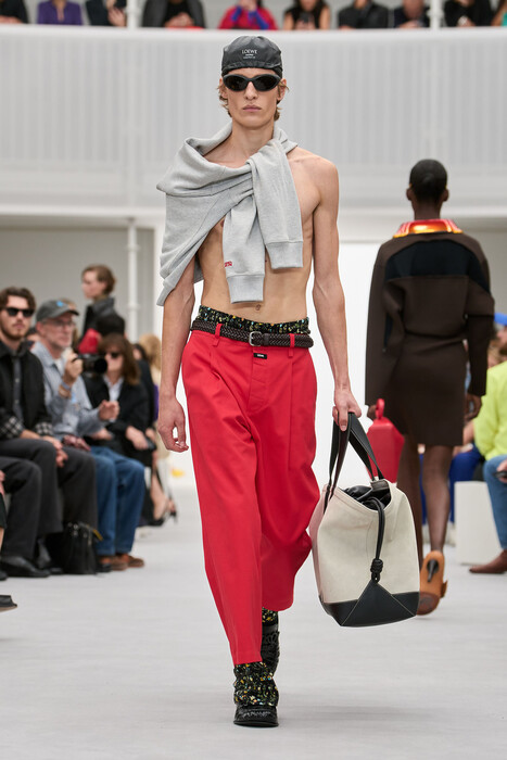 Loewe коллекция весна-лето 2027 / Loewe Spring 2027