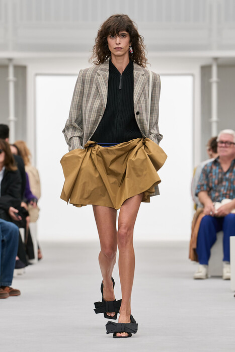 Loewe коллекция весна-лето 2027 / Loewe Spring 2027
