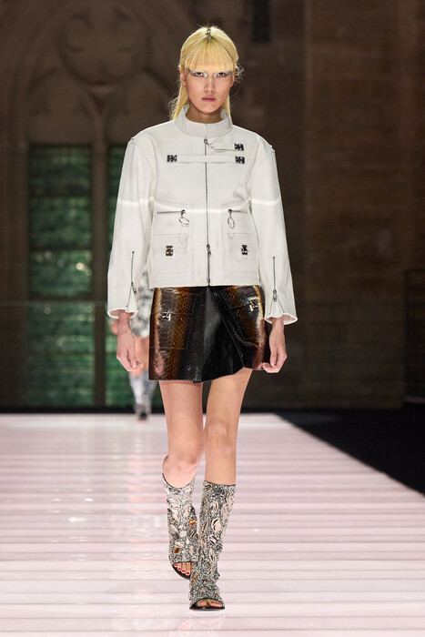 Louis Vuitton Resort 2026 / Louis Vuitton круиз 2026